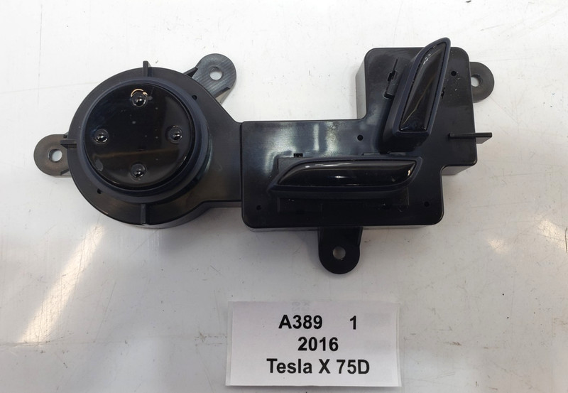 ✅ 16-20 OEM Tesla Model X Front Left Driver Side 1st Row Seat Switch Assembly