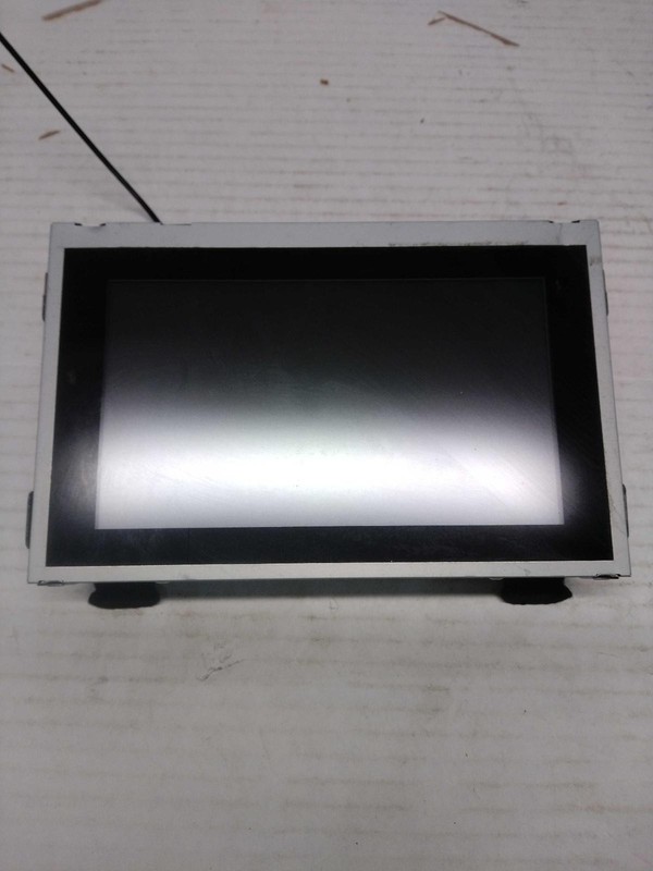 2016 Nissan Pathfinder Infotainment Display Black OEM Used 145K Miles NJ25-21611
