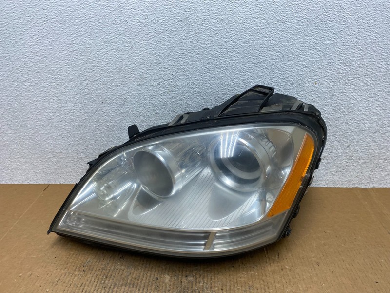 Halogen 2006-2009 Mercedes-Benz ML-Class Headlight Left Driver LH OEM AE1633 DW