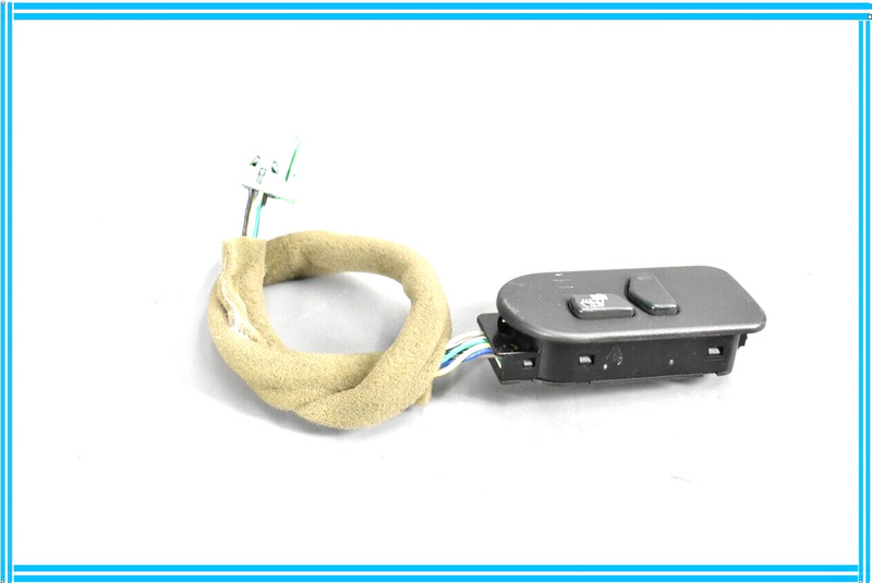 HUMMER H2 FRONT RIGHT PASSENGER SIDE DOOR SEAT HEAT HEATER SWITCH OEM 2003-07