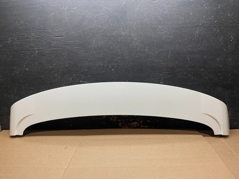 2013 to 2018 Hyundai Santa Fe Sport Rear Spoiler W/3rd Brake Light Oem y9225 DG