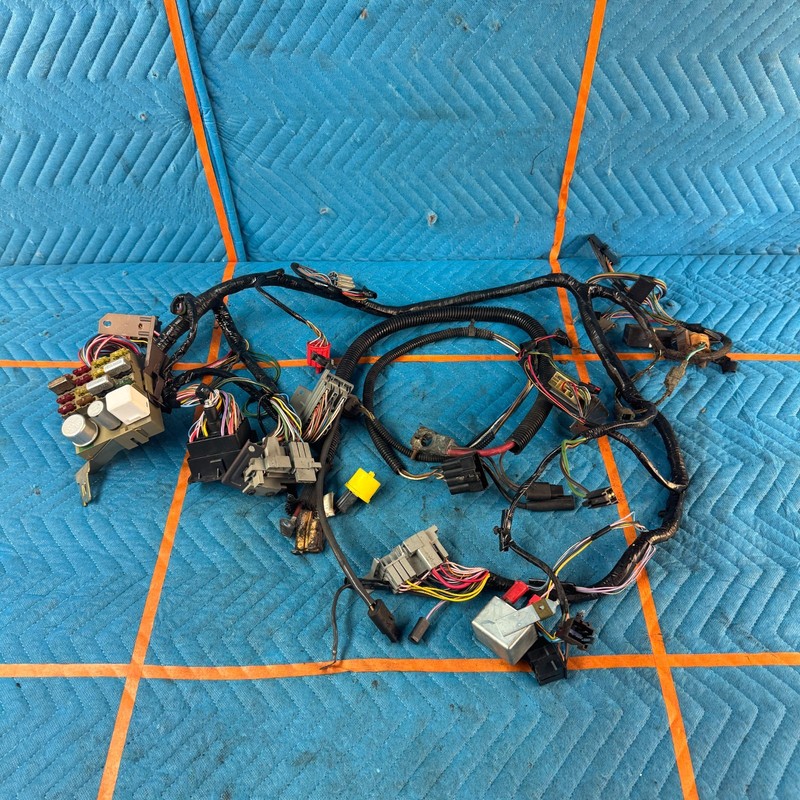 1989-1991 CHRYSLER TC MASERATI 46K Under Dash Wiring Harness Fuse Box OEM