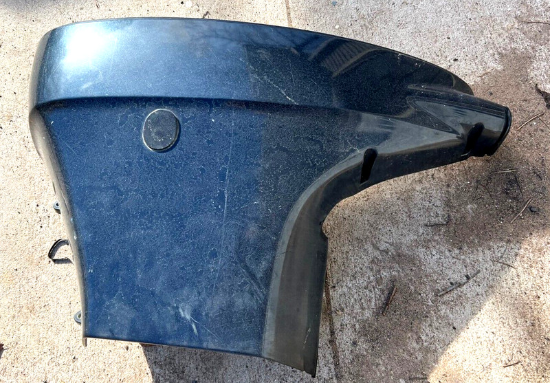 Johnson Evinrude Suzuki 60-70hp 98-06 Outboard Starboard Lower Cover 5030947