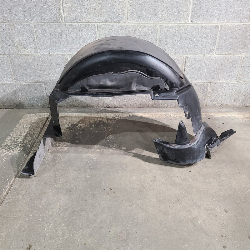 05-13 Corvette C6 Driver Rear Splash Shield Inner Fender Liner Base AA7491