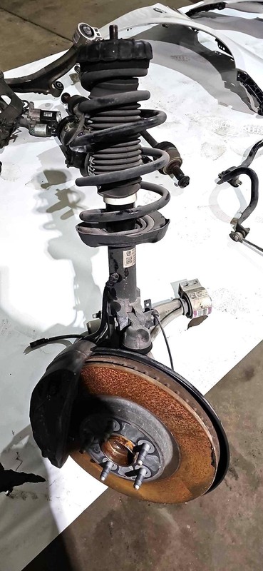 2013-2019 Cadillac XTS LH Driver Front Kneee Assembly Naturally Aspirated OEM