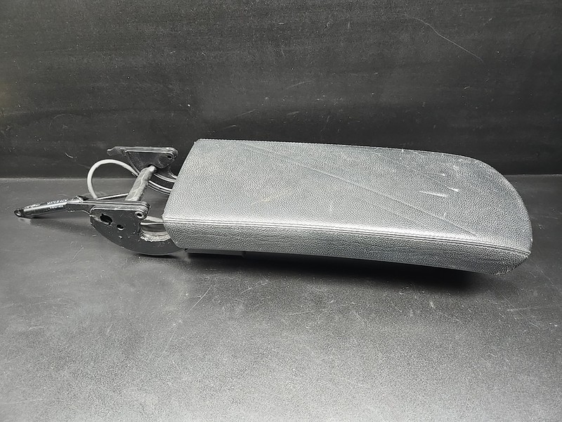 03-06 Mercedes R230 SL500 SL55 Center Console Arm Rest Armrest Cover Black OEM