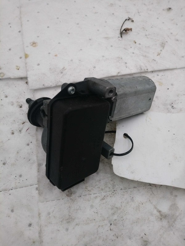 Used Back Glass Wiper Motor fits: 2005 Chevrolet TrailblazerGrade A