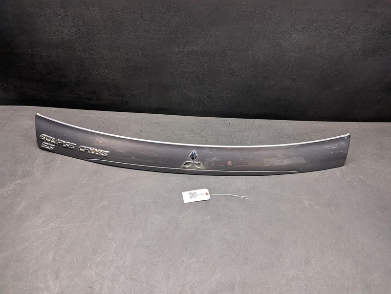 Rear Tailgate Liftgate Center Molding 2020 Mitsubishi Eclipse 5817A275 2018 2019