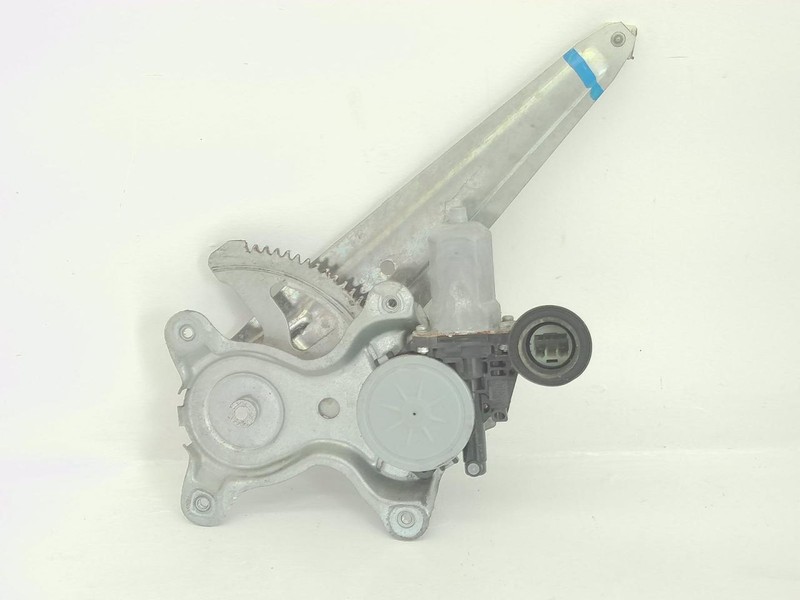 06-13 Lexus IS350 Blue Passenger Right Front Door Window Motor 8572058010