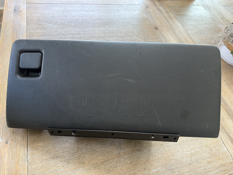 2003–2007 Chevrolet Silverado 1500 2500Gray Glove Box OEM