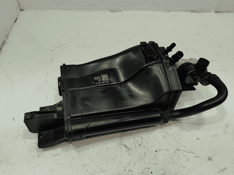 2018-2021 Volkswagen Atlas Fuel Vapor Evaporator Charcoal Canister OEM