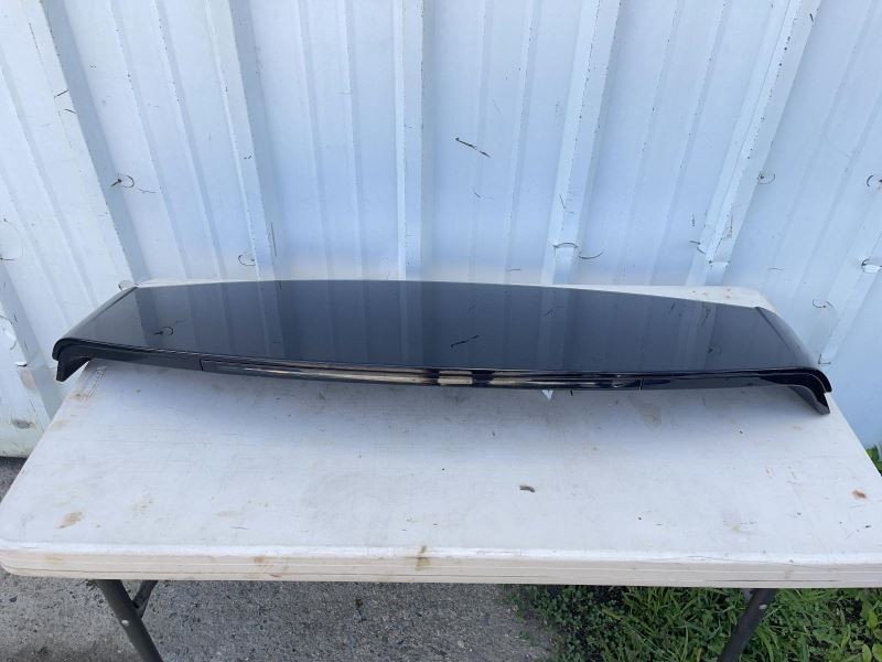2015-2019 RANGE ROVER DISCOVERY SPORT REAR TRUNK SPOILER BLACK SCRATCHES 57189