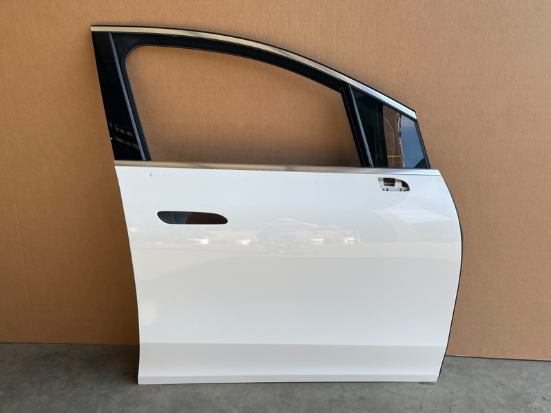 23 24 25 Mercedes EQS450 SUV X296 Front Right Pass Exterior Door Shell 1627 OEM