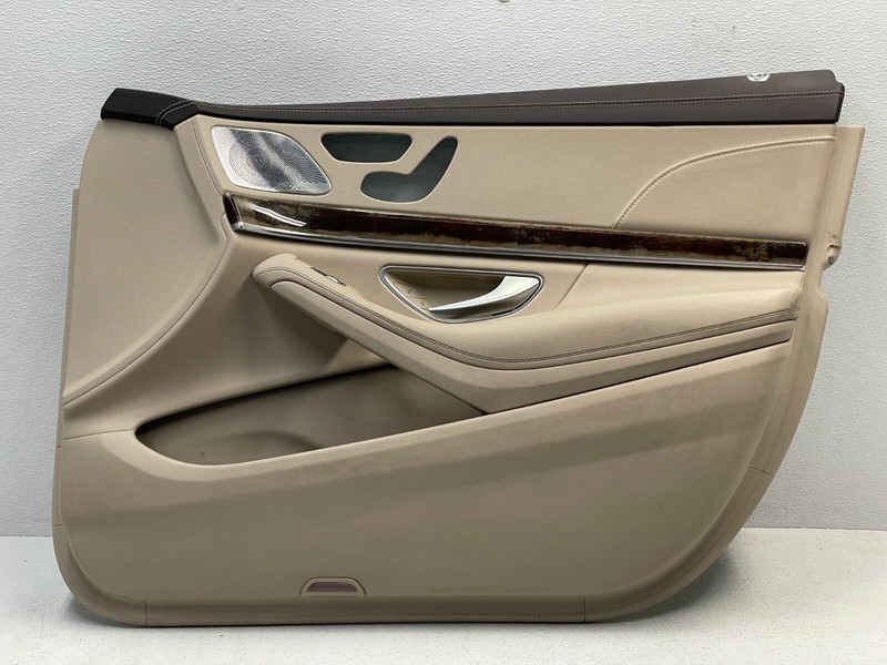 2014-2017 Mercedes S550 Front Right Passenger Interior Door Cover Panel 1523 OEM