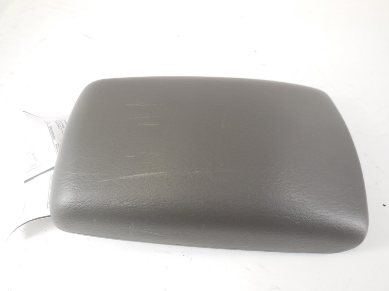 2007 07 Jeep Liberty Center Console Arm Rest Lid OEM