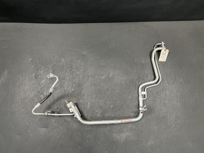 A/C Refrigerant Suction & Liquid Hose 2018 Dodge RAM 1500 68232468AE 2014 - 2020
