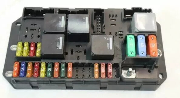 10-15 Jaguar XJ XJL X351 Trunk Boot Fuse Relay Box Module AW9314A073BC OEM