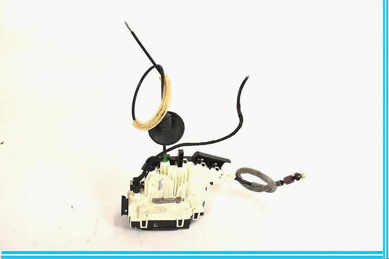 08-17 Mercedes W212 E350 C300 CLS500 Front Right Door Lock Latch Actuator OEM