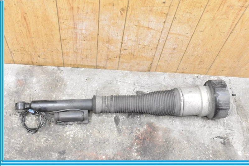 07-14 Mercedes W221 S400 CL550 Rear Left Air Suspension Shock Strut Airmatic OEM