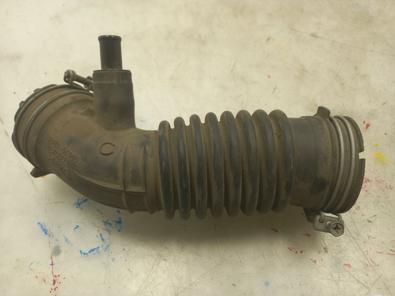 14 TOYOTA COROLLA 1.8L AIR CLEANER HOSE 17881-0T080