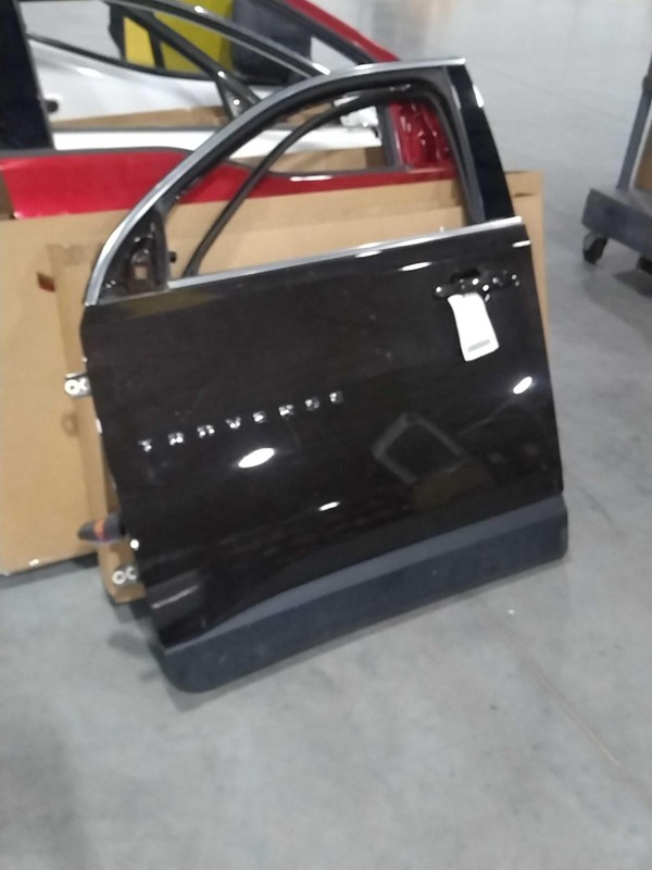 2018 Chevrolet Traverse Left Door Brown 4DR SUV Used OEM Part 697030