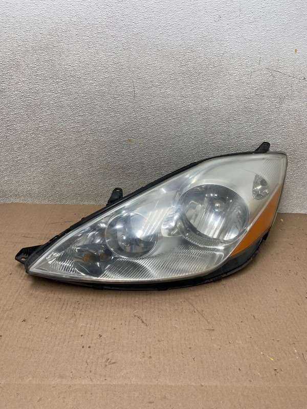 2006 to 2010 Toyota Sienna Left Driver Lh Side Headlight Halogen AA0420 DW