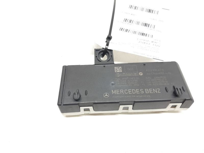 Mercedes 213 E300 Trunk Module Control Unit Self Closing 2139004711