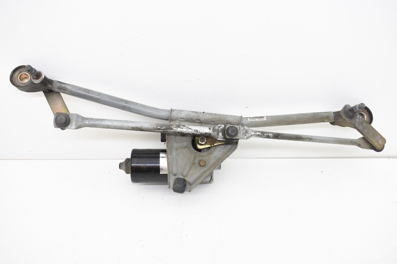 96-02 BMW Z3 WINDSHIELD WIPER TRANSMISSION LINKAGE ASSEMBLY WITH MOTOR OEM KW52