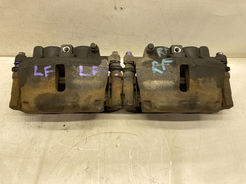 2013-2017 BUICK ENCLAVE LEFT AND RIGHT FRONT BRAKE CALIPERS SET PAIR OEM