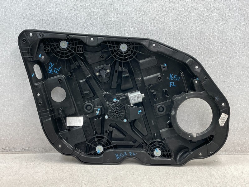 21 22 23 24 Kia K5 Front Left Driver Door Window Regulator Motor 1652 OEM
