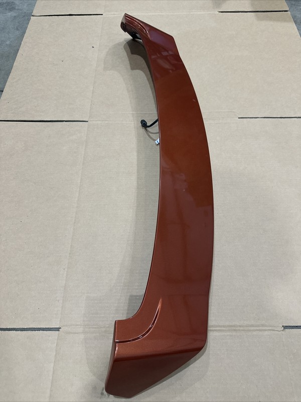 2013 - 2018 Hyundai Santa Fe Rear Spoiler Red Light 87210-4Z000 OEM