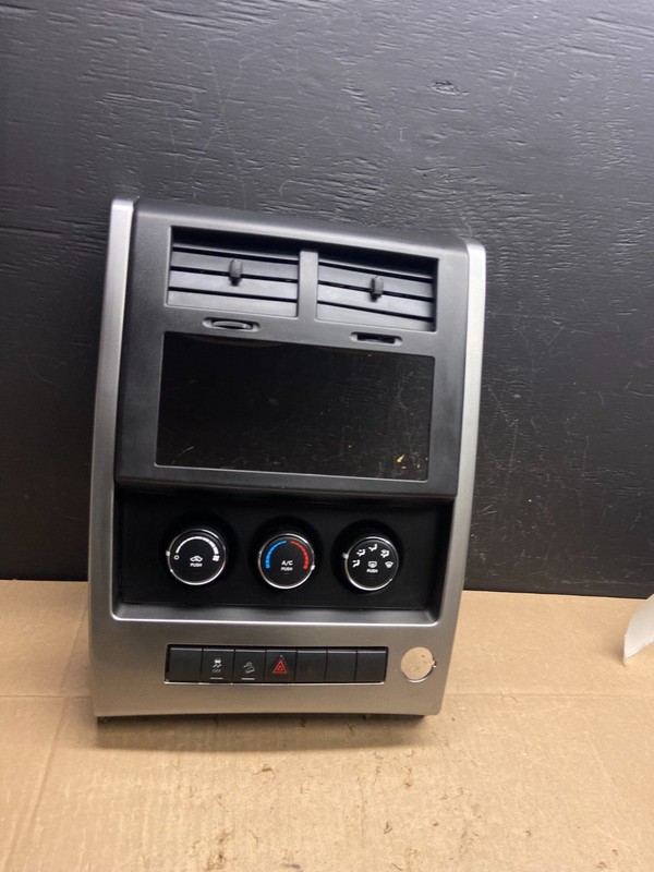 2008 to 2012 Jeep Liberty Dash Climate Temperature Control Radio Bezel AB9777 DG