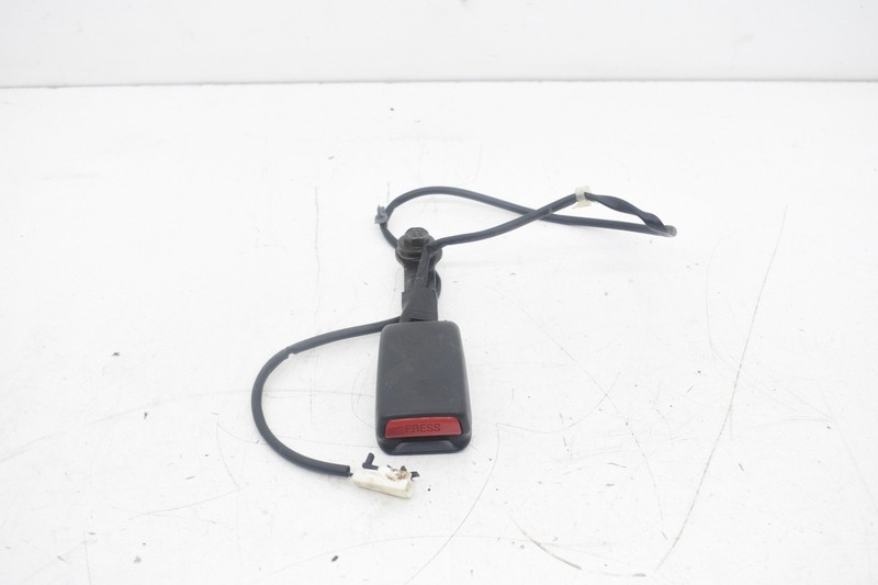 2004 Nissan 350Z Right Passenger Side Front Seat Belt Buckle Black OEM KW82