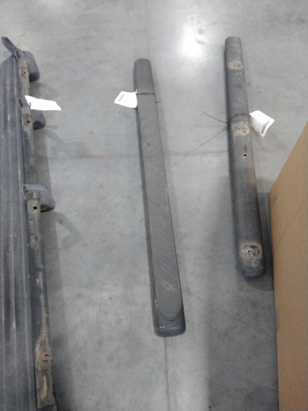 Used Running Board fits: 2016 Nissan FrontierGrade A