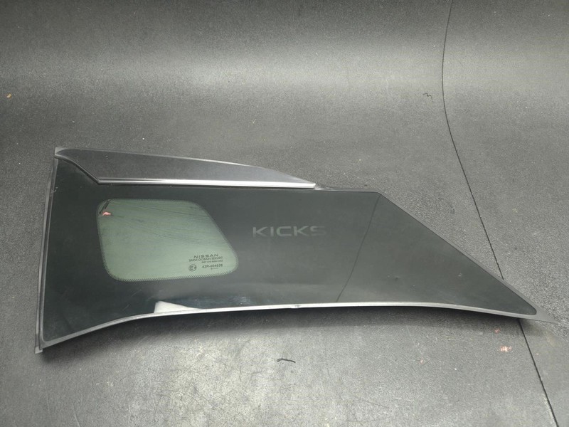 Left Quarter Glass 2025 Nissan Kicks 83301-7LG0A X