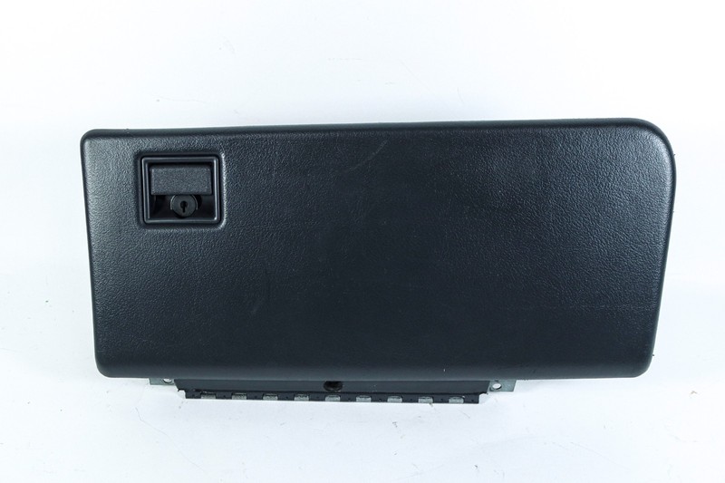 1999 Chevrolet Camaro Z28 Glove Box Compartment Storage Door Lid Cover OEM *USED