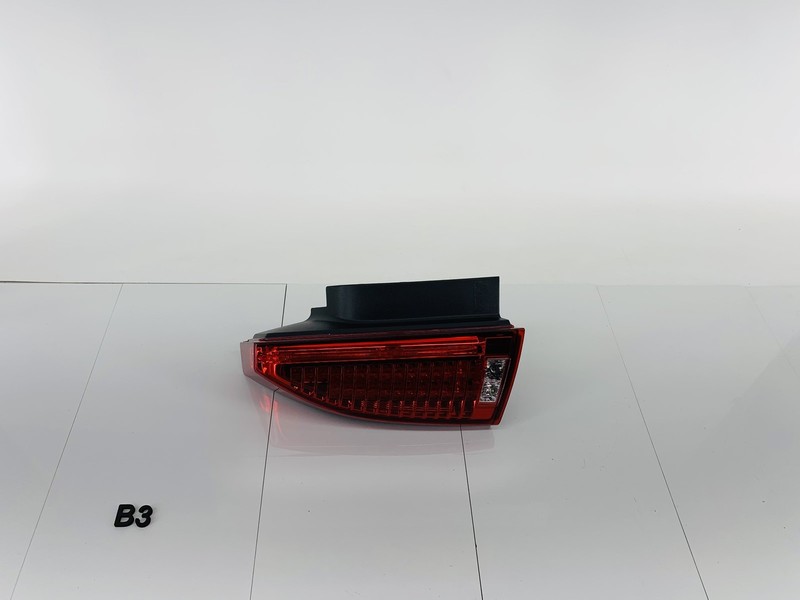 08-14 CADILLAC CTS REAR LEFT DRIVER SIDE ON BODY TAIL LIGHT BRAKE STOP LAMP OEM
