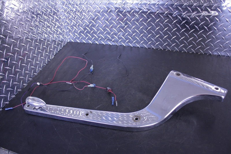 96 KAWASAKI VN 800 B VULCAN LEFT LH REAR SUBFRAME RAIL BAR TRIM W/LIGHT VN800