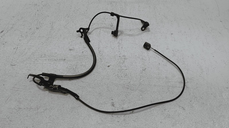 2019-2022 Toyota Avalon ABS Wheel Speed Sensor Front Right Passenger Side OEM
