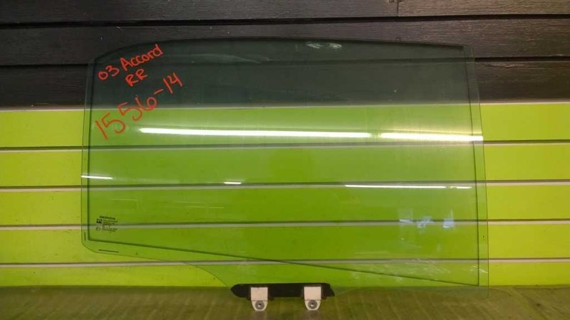 03ACCORD LX SDN PASSENGER RIGHT REAR DOOR WINDOW GLASS OEM 1556-14