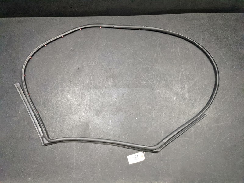 Left Driver Rear Door Weatherstrip 83130-L3000 2021 Kia K5 2022