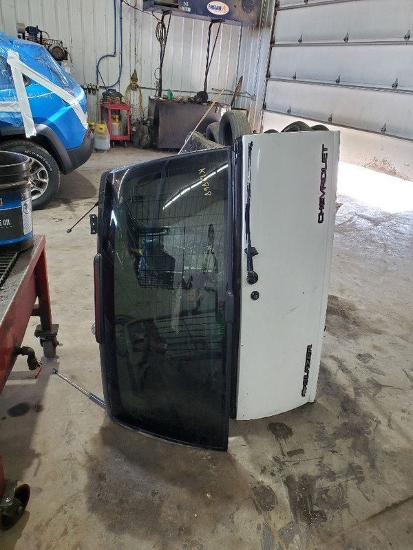 Trunk/Hatch/Tailgate With Liftgate Fits 97-04 BLAZER S10/JIMMY S15 300008