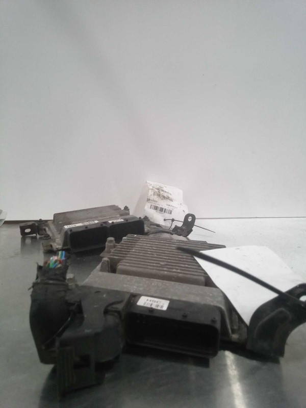 2011 KIA SPORTAGE Engine Control Module ECM BLACK 2.4L 169k Miles OEM