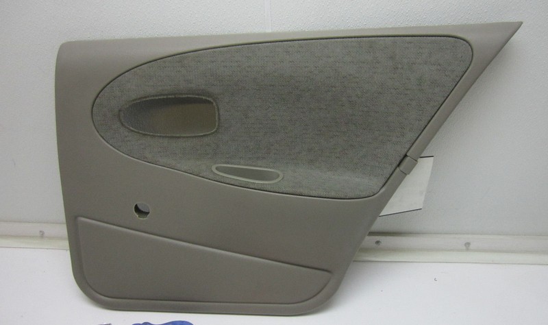96-99 SATURN S RIGHT BACK REAR PASSENGER CAR DOOR PANEL ARM REST COVER R RH RR