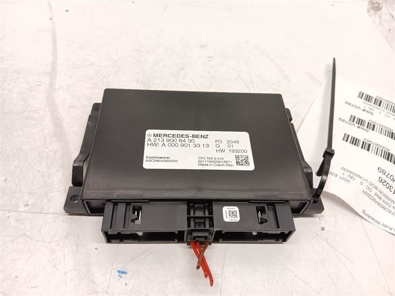 19-21 Mercedes E350 Transmission Control Module TCU 2139008430