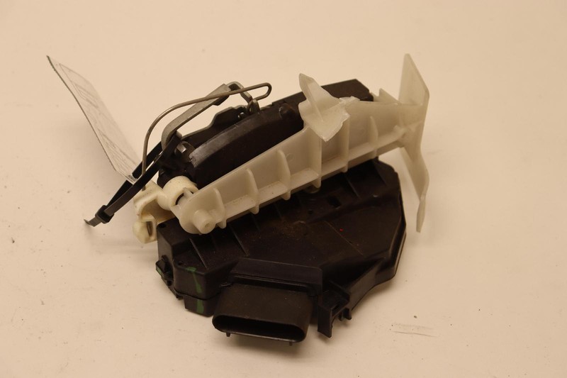 2020-2023 FORD MUSTANG FRONT RIGHT PASSENGER DOOR LATCH LOCK ACTUATOR OEM