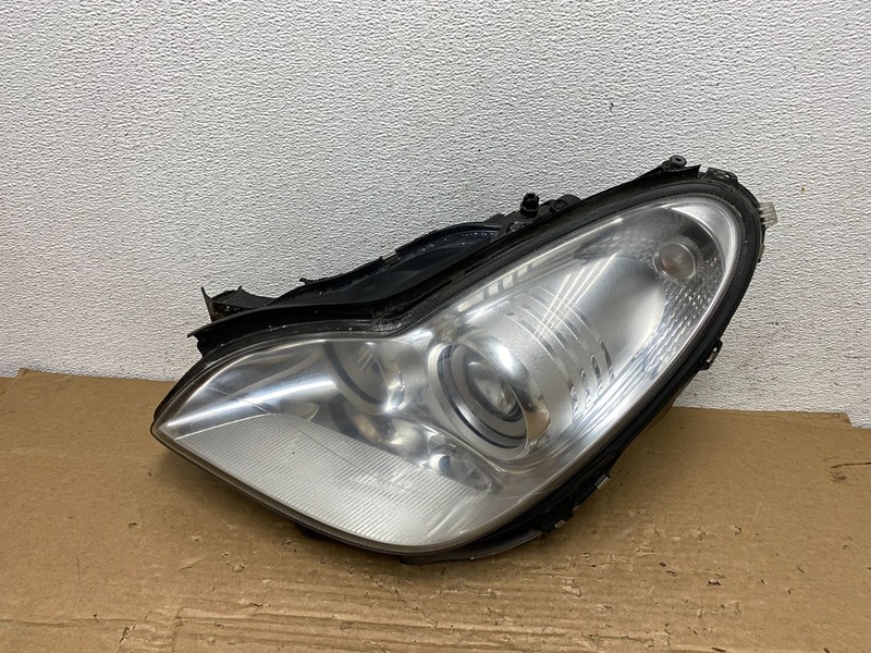 2006 - 2011 Mercedes W219 CLS500 Left Driver LH Xenon Headlight OEM AD4085 DW