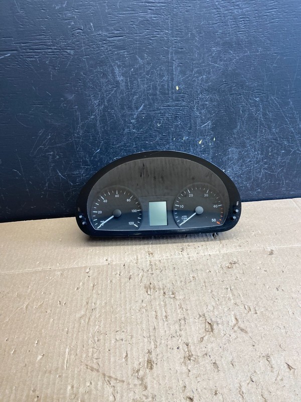 2007 to 2013 Sprinter 2500 3500 Instrument Speedometer Gauge Cluster ac9247 DG