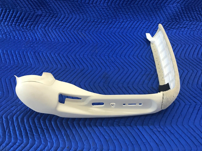 Lexus SC430 Front Passanger RH Seat Lower Covers 2pc Set Ecru: LA00 2002-2010 OE