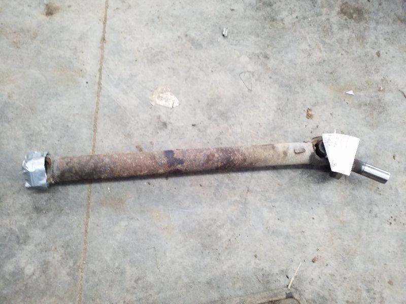 Rear Drive Shaft 4WD 4.7L Fits 99-04 GRAND CHEROKEE 190182